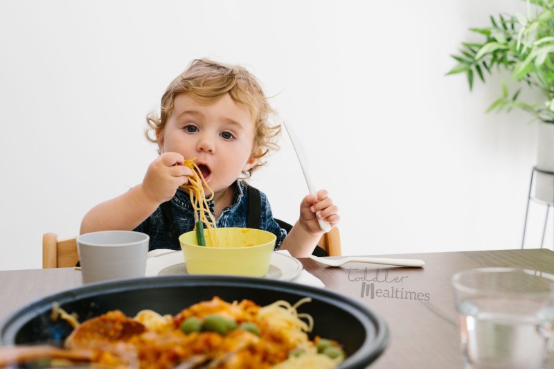 Young toddlers - Toddler Mealtimes